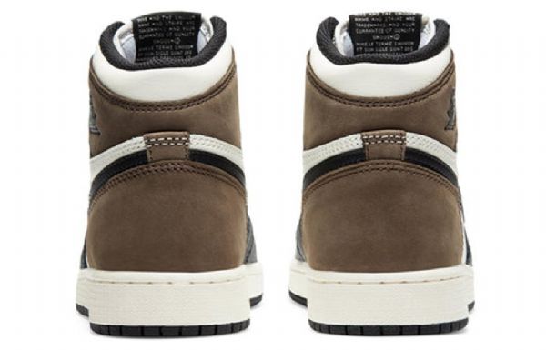 Nike Air Jordan 1 Retro High Tops Og Gs Koripallokengät Miesten Musta Valkoinen Ruskea
