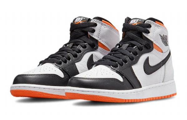 Nike Air Jordan 1 Retro High Tops Og Gs Koripallokengät Miesten Oranssi