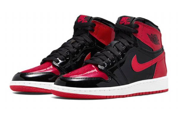 Nike Air Jordan 1 Retro High Tops Og Gs Koripallokengät Miesten Valkoinen Punainen