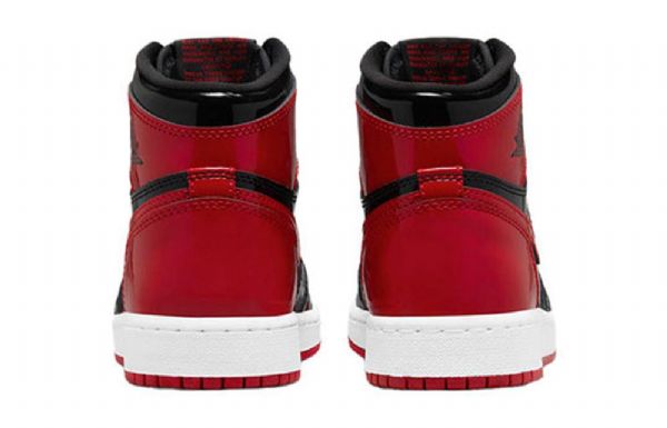 Nike Air Jordan 1 Retro High Tops Og Gs Koripallokengät Miesten Valkoinen Punainen