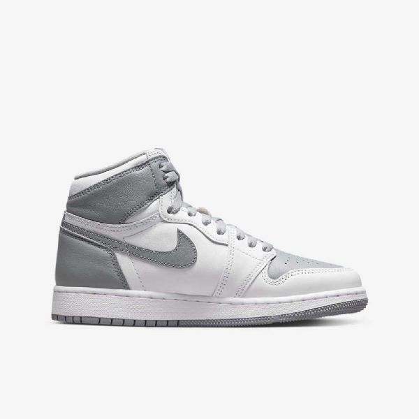 Nike Air Jordan 1 Retro High Tops Og Kengät Lapsille Harmaa Valkoinen