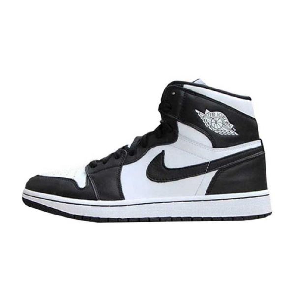 Nike Air Jordan 1 Retro High Tops Og Kengät Miehille Mustavalkoinen