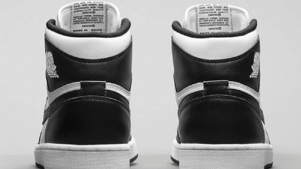 Nike Air Jordan 1 Retro High Tops Og Kengät Miehille Mustavalkoinen