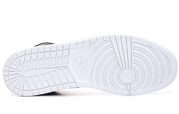 Nike Air Jordan 1 Retro High Tops Og Koripallokengät Miesten Musta