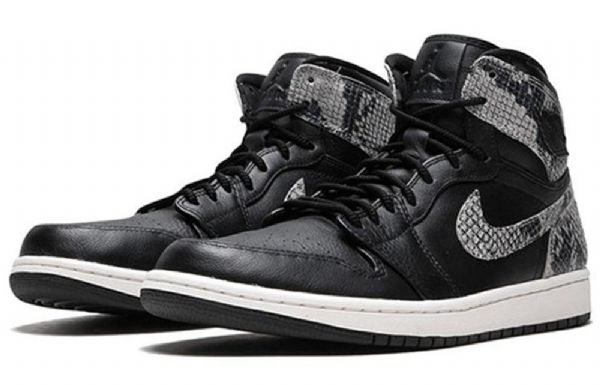 Nike Air Jordan 1 Retro High Tops Premium Koripallokengät Naisille Musta