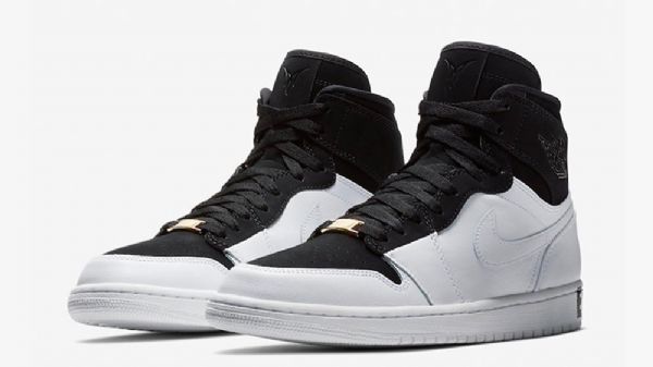 Nike Air Jordan 1 Retro High Tops Tasavertaiset Kengät Miehille Musta Valkoinen