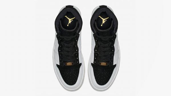 Nike Air Jordan 1 Retro High Tops Tasavertaiset Kengät Miehille Musta Valkoinen