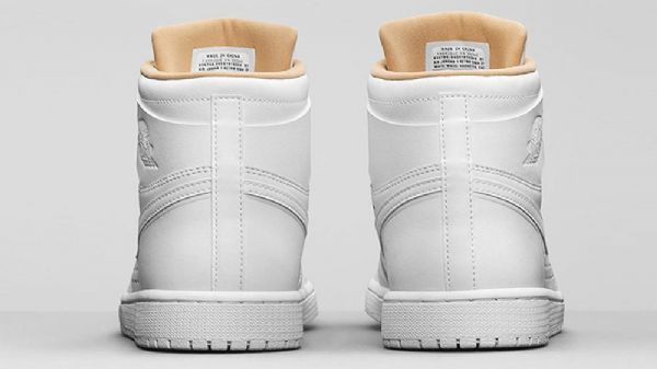 Nike Air Jordan 1 Retro High Tops Vachetta Kengät Miehille Valkoinen
