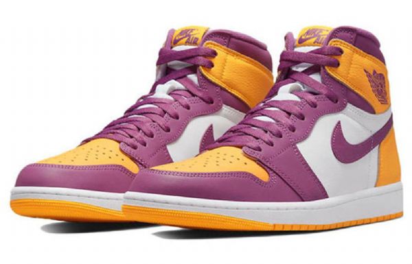 Nike Air Jordan 1 Retro Korkea Topit Og Brotherhood Koripallokengät Miehille Purppura Valkoinen Keltainen