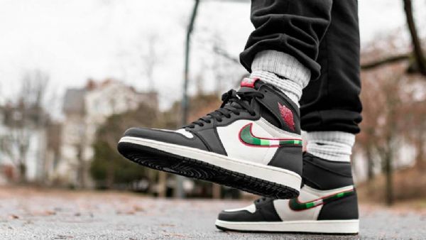 Nike Air Jordan 1 Retro Korkeat Topit Og A Star Is Born Miesten Kengät Musta Valkoinen