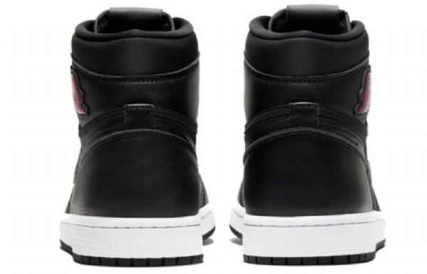 Nike Air Jordan 1 Retro Korkeat Topit Og Bg Koripallokengät Miesten Musta Punainen