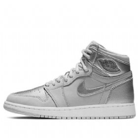 Nike Air Jordan 1 Retro Korkeat Topit Og Co.jp Gs Koripallokengät Miehille Harmaa