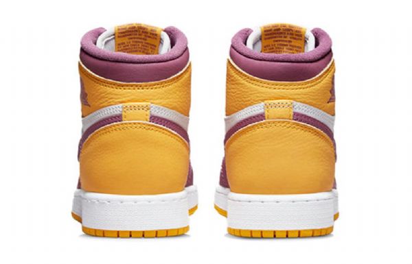 Nike Air Jordan 1 Retro Korkeat Topit Og Gs Koripallokengät Miesten Keltainen Purppura Valkoinen