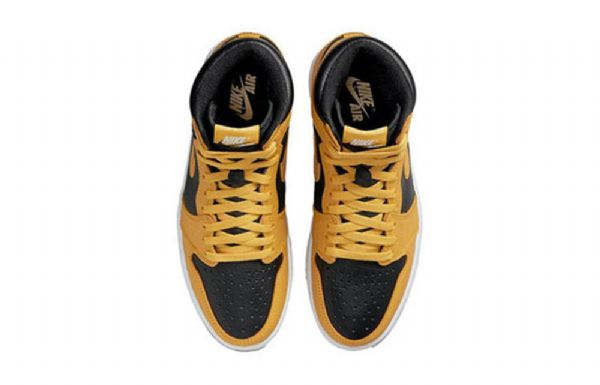 Nike Air Jordan 1 Retro Korkeat Topit Og Gs Miesten Koripallokengät Keltainen Valkoinen