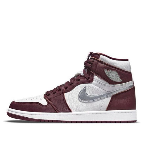 Nike Air Jordan 1 Retro Korkeat Topit Og Koripallokengät Miehille Burgundy