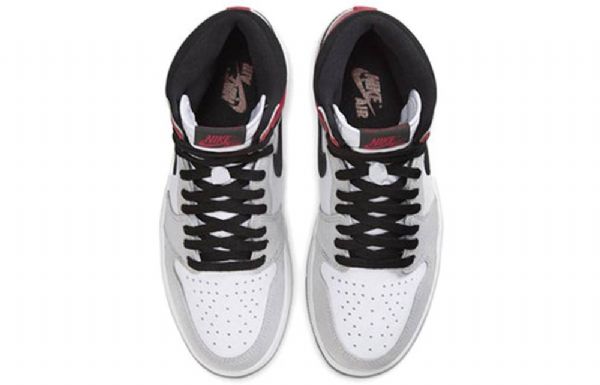 Nike Air Jordan 1 Retro Korkeat Topit Og Koripallokengät Miehille Harmaa