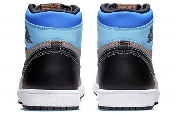 Nike Air Jordan 1 Retro Korkeat Topit Og Koripallokengät Miehille Monivärinen