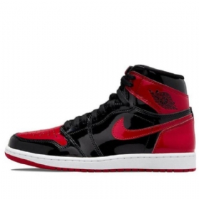 Nike Air Jordan 1 Retro Korkeat Topit Og Koripallokengät Miehille Valkoinen Punainen