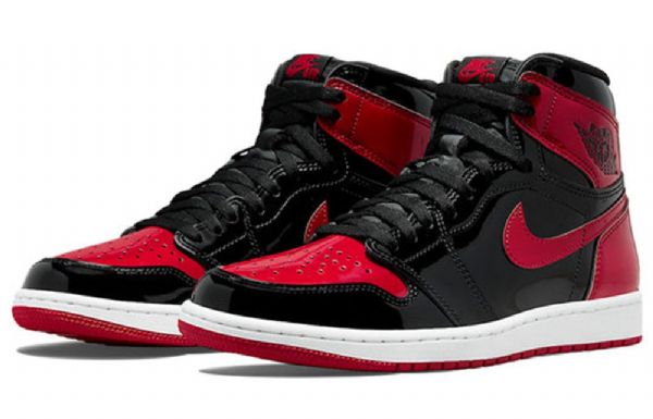 Nike Air Jordan 1 Retro Korkeat Topit Og Koripallokengät Miehille Valkoinen Punainen