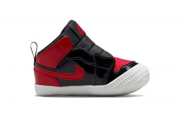 Nike Air Jordan 1 Retro Korkeat Topit Og Lastensänkykengät Valkoinen Punainen