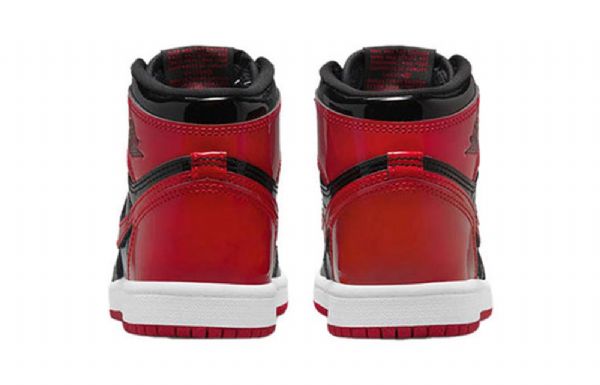 Nike Air Jordan 1 Retro Korkeat Topit Og Ps Koripallokengät Miehille Valkoinen Punainen