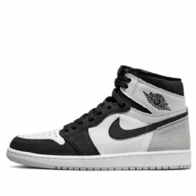 Nike Air Jordan 1 Retro Korkeat Topit Og Stage Haze Koripallokengät Miehille Musta Harmaa