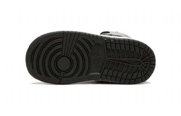 Nike Air Jordan 1 Retro Korkeat Topit Og Td Koripallokengät Lapsille Musta Harmaa