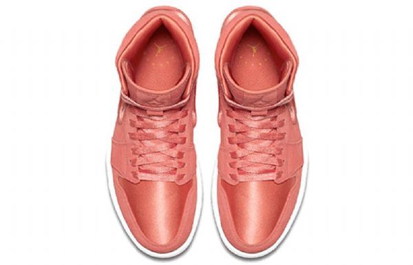 Nike Air Jordan 1 Retro-korkeat Topit Retro-koripallokengät Naisille Coral