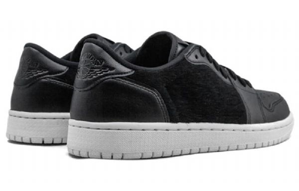 Nike Air Jordan 1 Retro Low Tops Ns Koripallokengät Naisten Musta
