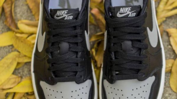Nike Air Jordan 1 Retro Low Tops Og Shadow Kengät Miehille Musta Harmaa