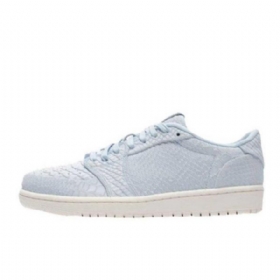 Nike Air Jordan Air 1 Retro Matalat Topit Ei Swoosh Ice Kengät Miehille Sininen