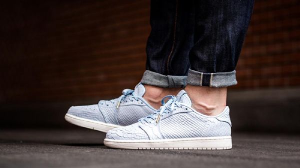 Nike Air Jordan Air 1 Retro Matalat Topit Ei Swoosh Ice Kengät Miehille Sininen