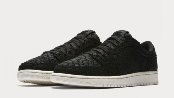 Nike Air Jordan 1 Retro Matalat Topit Ei Swoosh-kenkiä Miehille Musta
