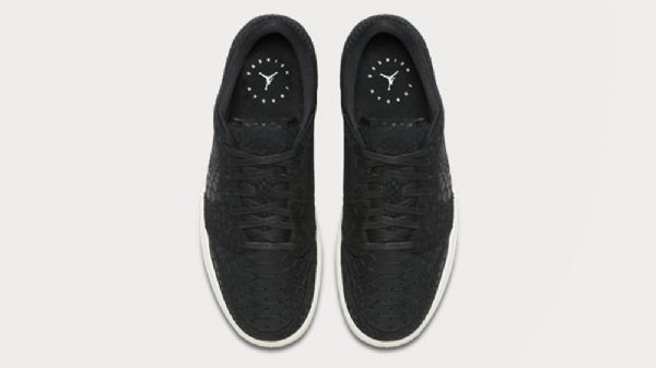 Nike Air Jordan 1 Retro Matalat Topit Ei Swoosh-kenkiä Miehille Musta
