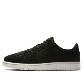 Nike Air Jordan 1 Retro Matalat Topit Koripallokengät Naisille Musta