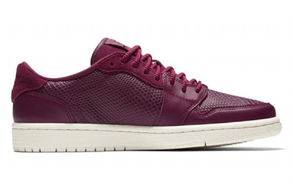 Nike Air Jordan 1 Retro Matalat Topit Ns Koripallokengät Naisille Burgundy