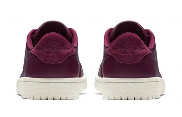 Nike Air Jordan 1 Retro Matalat Topit Ns Koripallokengät Naisille Burgundy