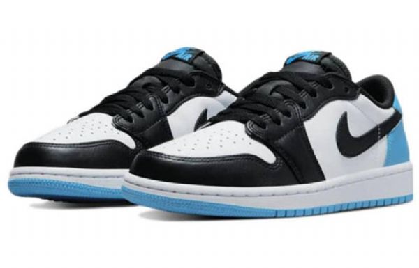Nike Air Jordan 1 Retro Matalat Topit Og Koripallokengät Naisten Musta Tummansininen