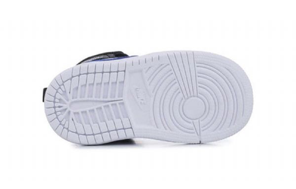 Nike Air Jordan 1 Retro Mid Tops Bt Koripallokengät Lapsille Musta Valkoinen