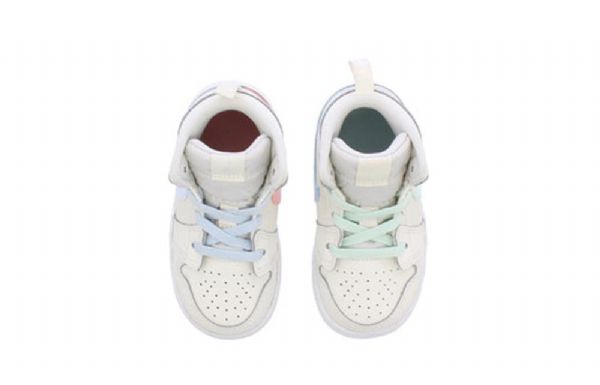 Nike Air Jordan 1 Retro Mid Tops Gt Koripallokengät Lapsille Harmaa