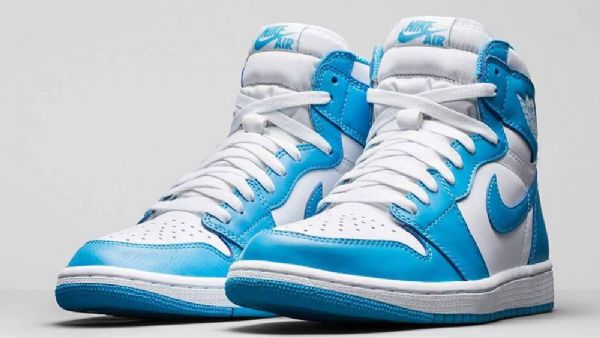 Nike Air Jordan 1 Retro Puuterikengät Miehille Sininen Valkoinen