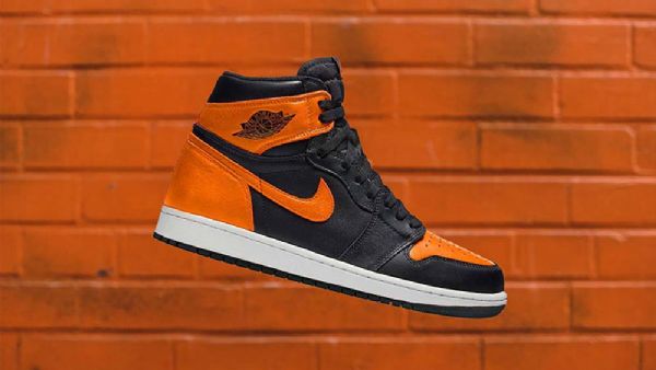 Nike Air Jordan 1 Shatteredboard 3.0 Kengät Miehille Musta Oranssi