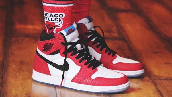 Nike Air Jordan 1 Spider-man Kengät Miehille Punainen Valkoinen