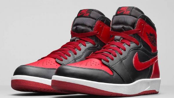 Nike Air Jordan 1 The Return Leveät Kengät Miehille Punainen Musta