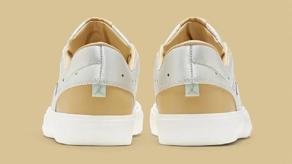 Nike Air Jordan Series 02 Rakkaat Tulevaisuuden Kengät Naisille Valkoinen Kulta