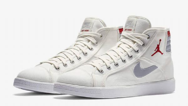 Nike Air Jordan Sky High Tops Og Miesten Kengät Valkoinen