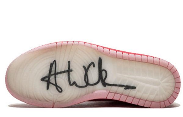 Nike Anna Wintour Air Jordan 1 Retro High Topit Vetoketjulliset Koripallokengät Naisille Punainen