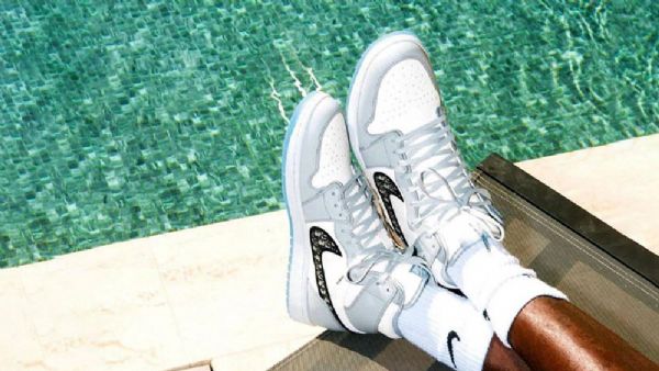 Nike Dior Jordan 1 Korkeat Topit Og Miesten Kengät Harmaa