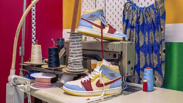 Nike Maison Chateau Jordan 1 Mid Tops Fearless Kengät Miehille Monivärinen