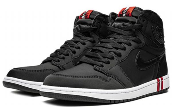 Nike Paris Saint-germain Air Jordan 1 Retro High Topit Og Koripallokengät Miesten Musta